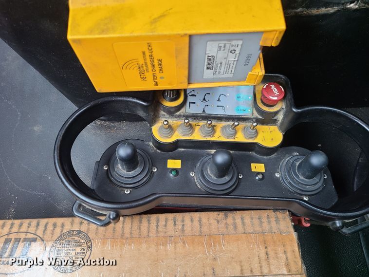 image for item LH9960 2014 Western Star 4700SB  crane truck