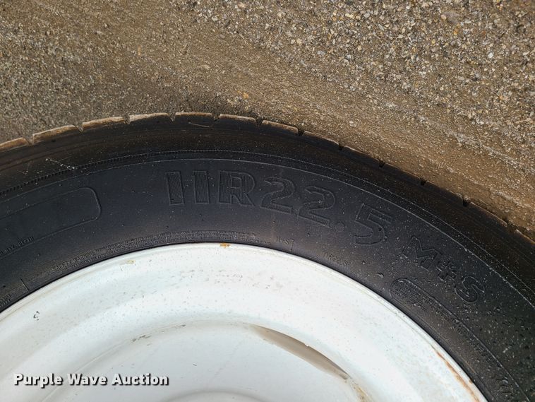 image for item LH9960 2014 Western Star 4700SB  crane truck