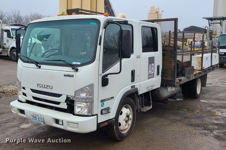 image for item LH9961 2016 Isuzu NPR  flatbed truck