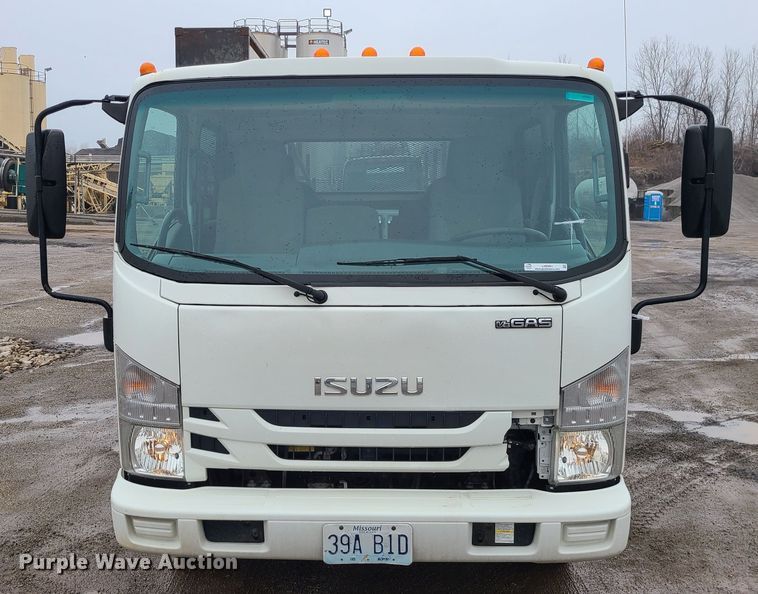 image for item LH9961 2016 Isuzu NPR  flatbed truck