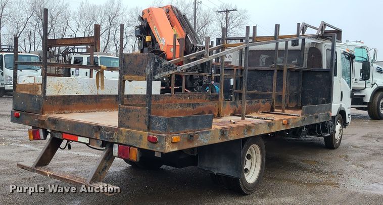 image for item LH9961 2016 Isuzu NPR  flatbed truck