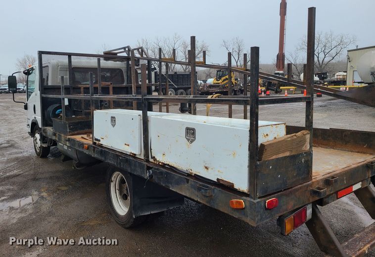 image for item LH9961 2016 Isuzu NPR  flatbed truck