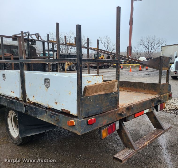 image for item LH9961 2016 Isuzu NPR  flatbed truck