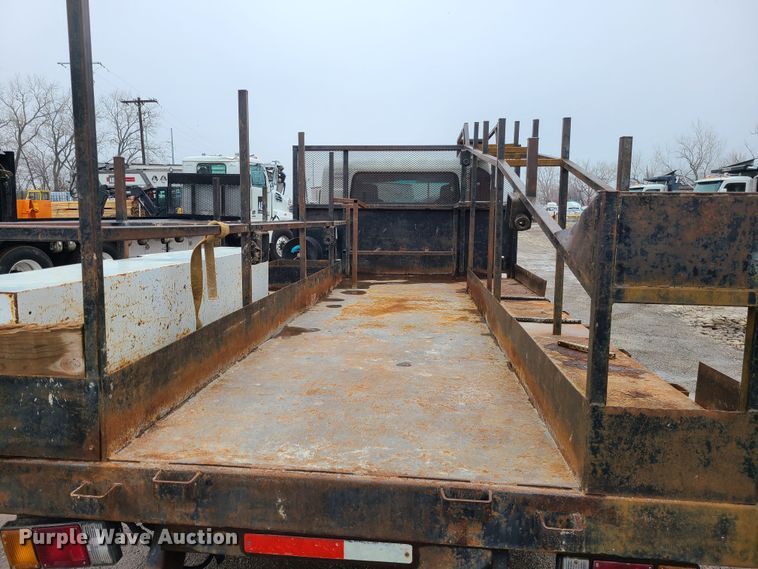 image for item LH9961 2016 Isuzu NPR  flatbed truck