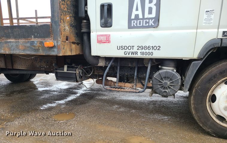 image for item LH9961 2016 Isuzu NPR  flatbed truck