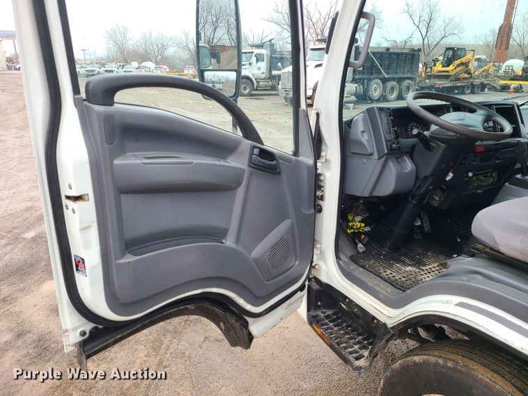 image for item LH9961 2016 Isuzu NPR  flatbed truck