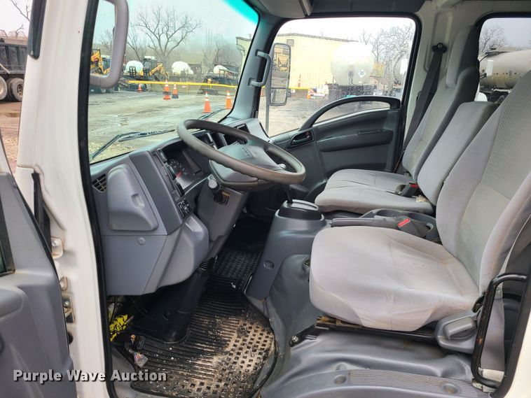 image for item LH9961 2016 Isuzu NPR  flatbed truck