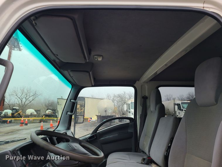 image for item LH9961 2016 Isuzu NPR  flatbed truck