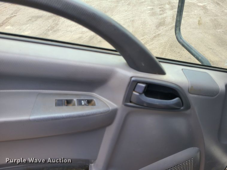 image for item LH9961 2016 Isuzu NPR  flatbed truck