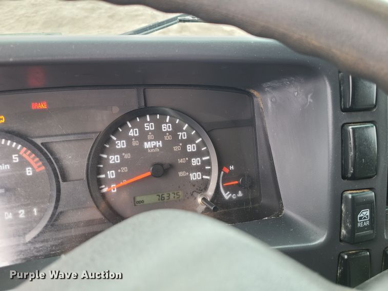 image for item LH9961 2016 Isuzu NPR  flatbed truck