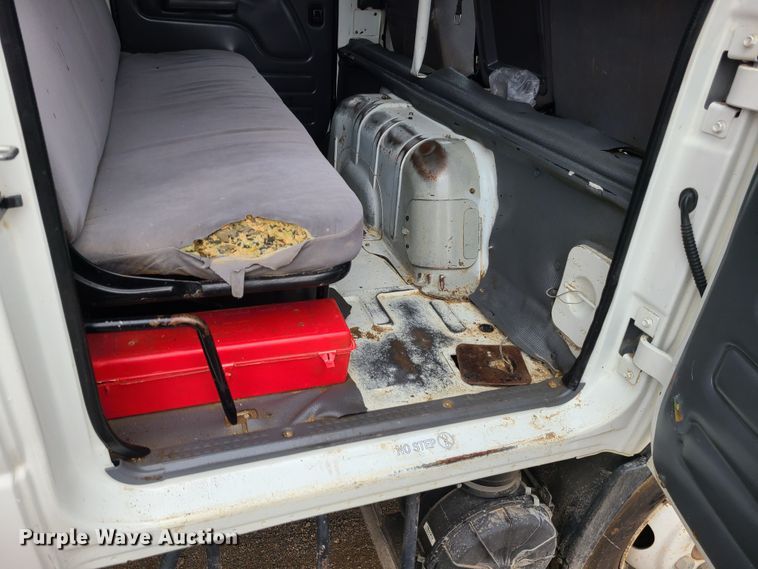 image for item LH9961 2016 Isuzu NPR  flatbed truck