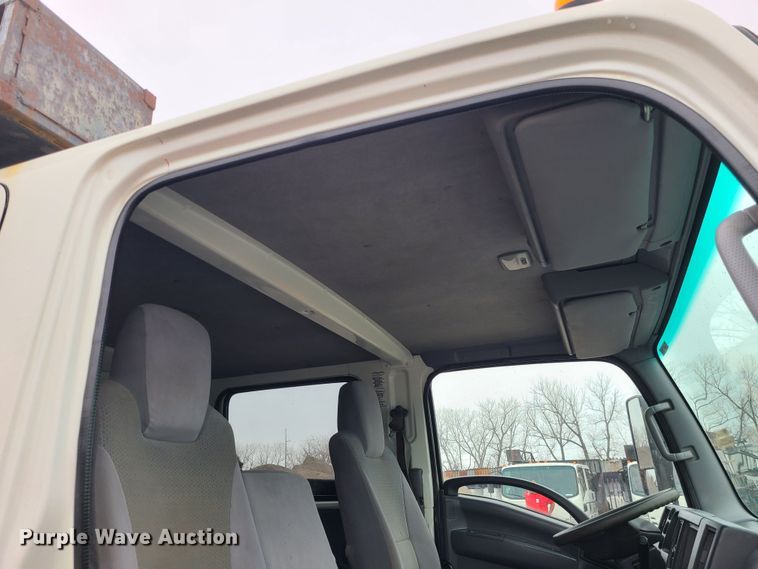 image for item LH9961 2016 Isuzu NPR  flatbed truck