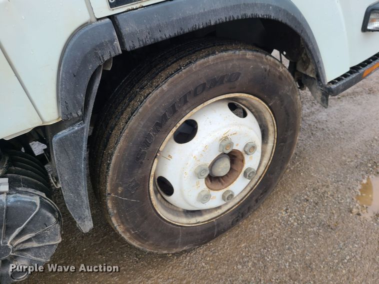 image for item LH9961 2016 Isuzu NPR  flatbed truck