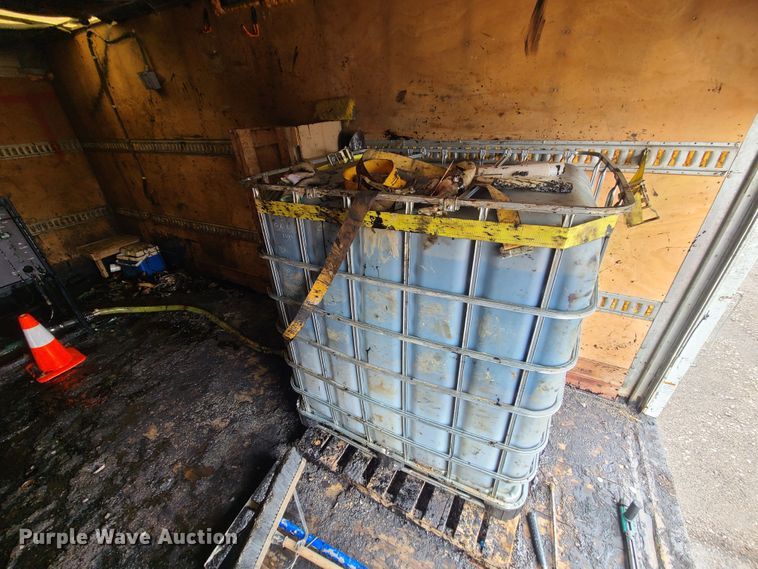 image for item LH9962 2018 Isuzu NPR  box truck