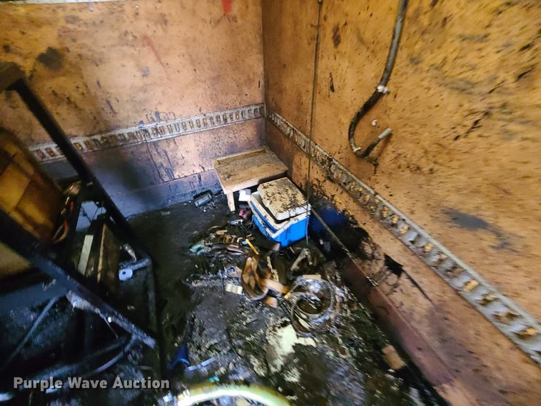 image for item LH9962 2018 Isuzu NPR  box truck