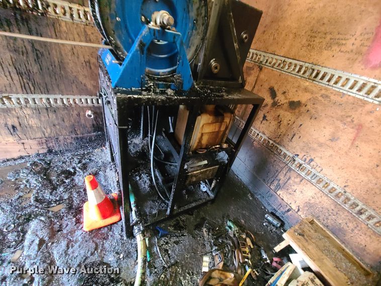 image for item LH9962 2018 Isuzu NPR  box truck