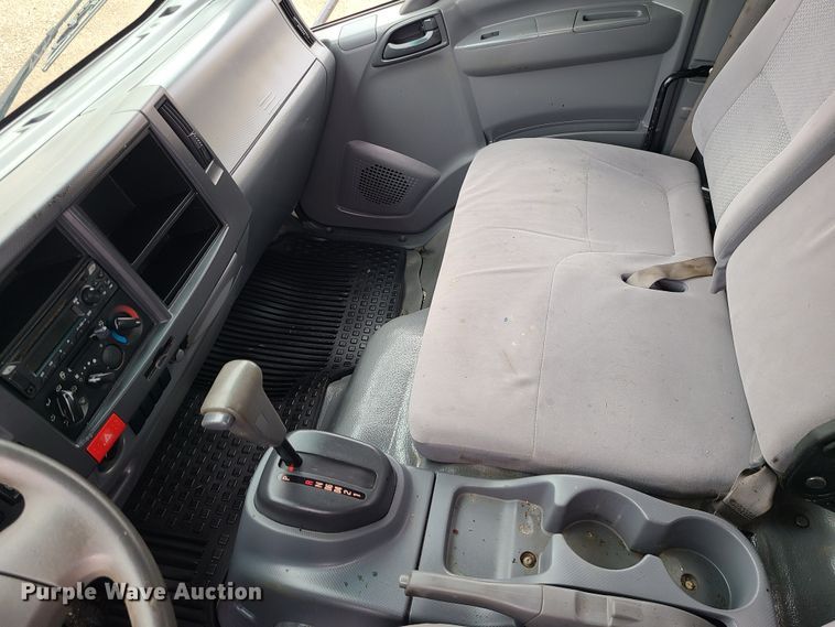 image for item LH9962 2018 Isuzu NPR  box truck