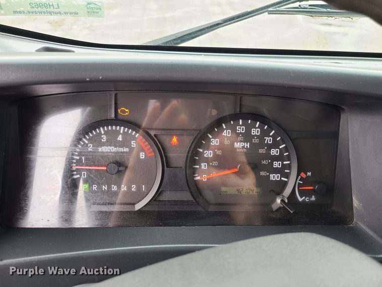 image for item LH9962 2018 Isuzu NPR  box truck