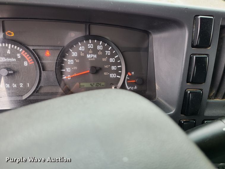 image for item LH9962 2018 Isuzu NPR  box truck