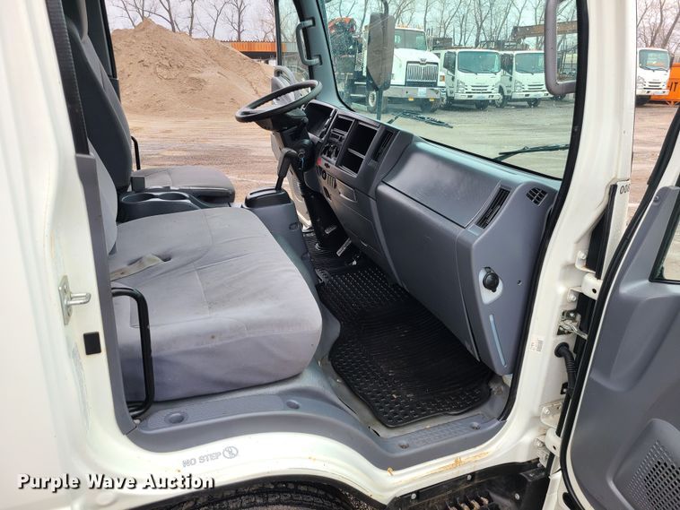 image for item LH9962 2018 Isuzu NPR  box truck