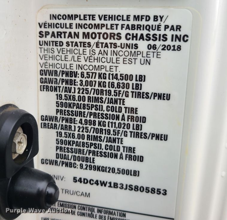 image for item LH9962 2018 Isuzu NPR  box truck