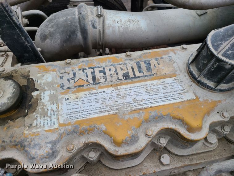 image for item LH9963 2002 GMC T7500  street sweeper truck