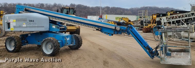 image for item LH9981 2007 Genie S-65  boom lift