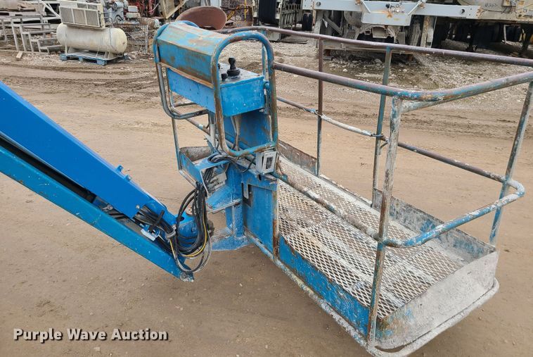 image for item LH9981 2007 Genie S-65  boom lift