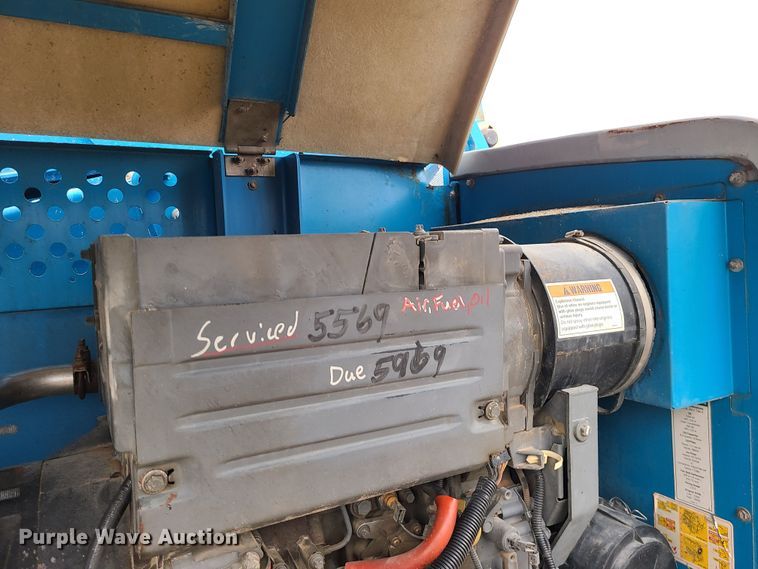 image for item LH9981 2007 Genie S-65  boom lift