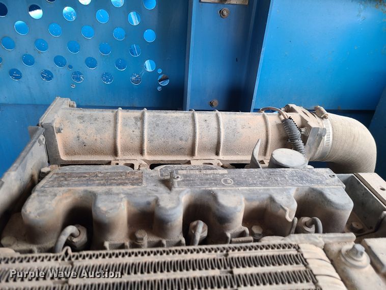 image for item LH9981 2007 Genie S-65  boom lift