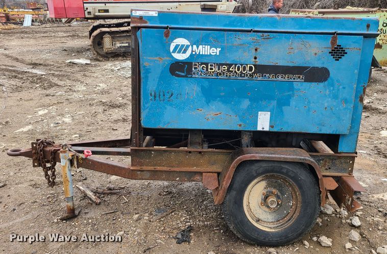 image for item LH9983 Miller Big Blue 400D  welder/generator