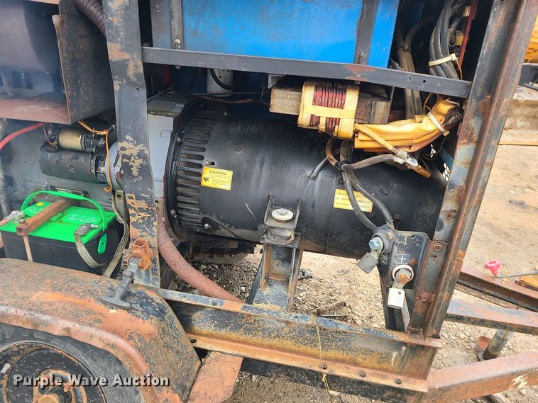 image for item LH9983 Miller Big Blue 400D  welder/generator