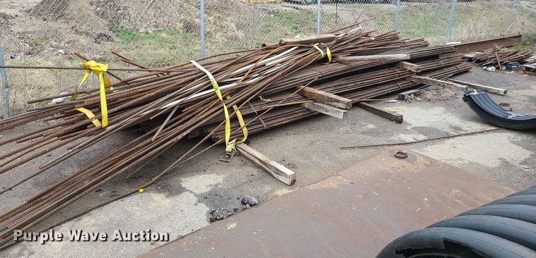 image for item LI9012 Approximately 360 20' L x 1" diameter rebar
