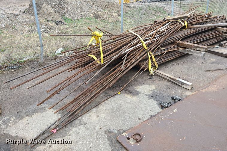 image for item LI9012 Approximately 360 20' L x 1" diameter rebar
