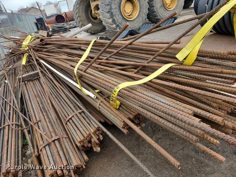 image for item LI9012 Approximately 360 20' L x 1" diameter rebar