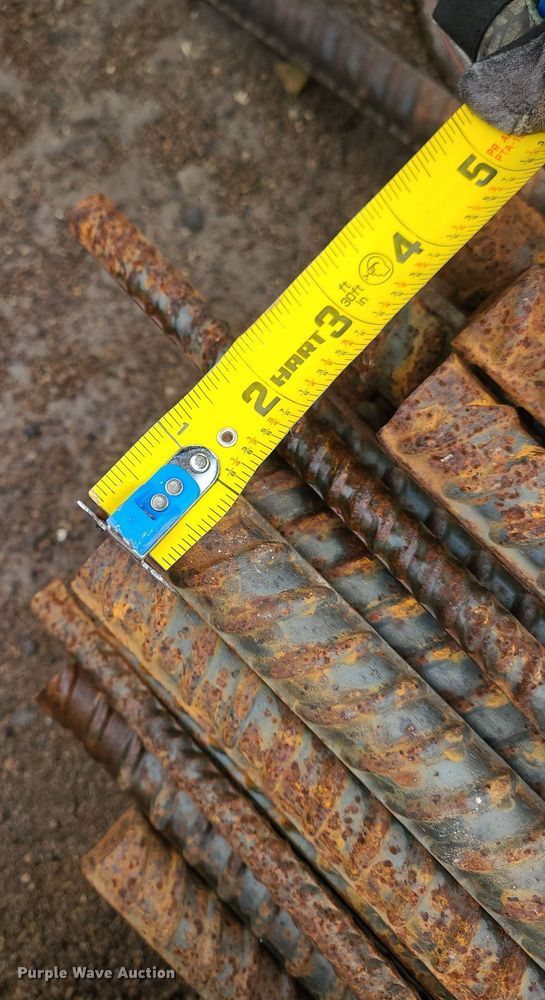image for item LI9012 Approximately 360 20' L x 1" diameter rebar