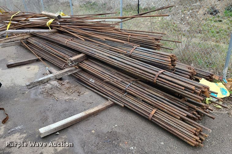 image for item LI9012 Approximately 360 20' L x 1" diameter rebar