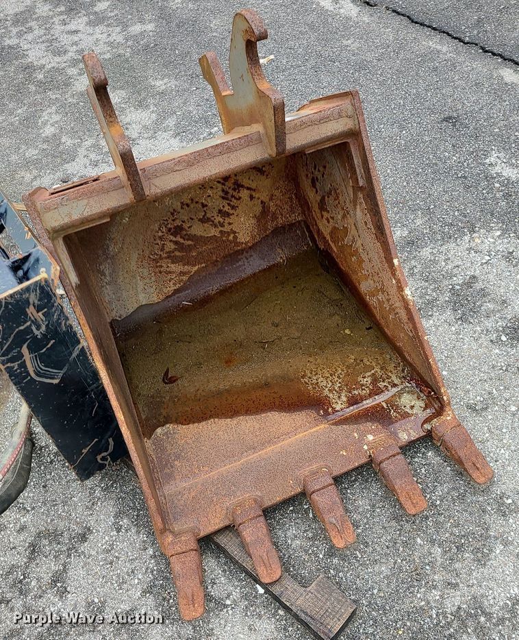 image for item LI9015 Werk-Brau 3010845OP  excavator bucket