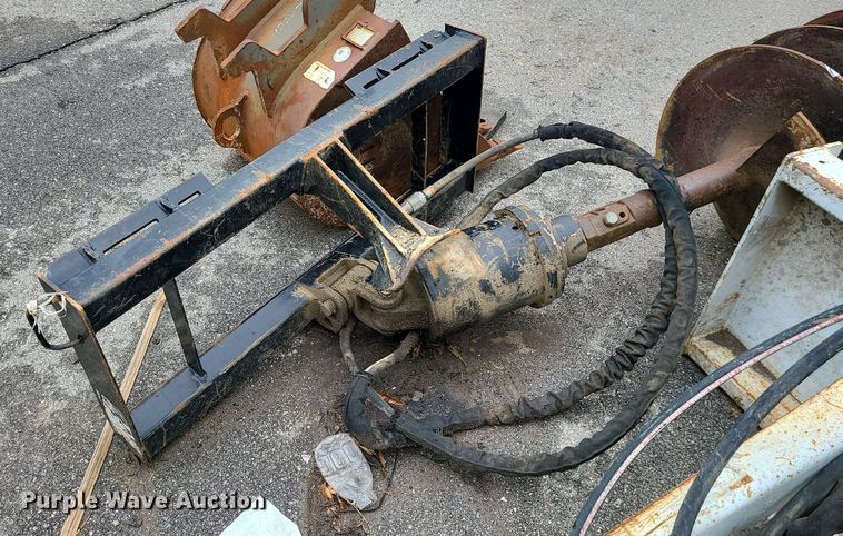 image for item LI9016 Skid steer auger