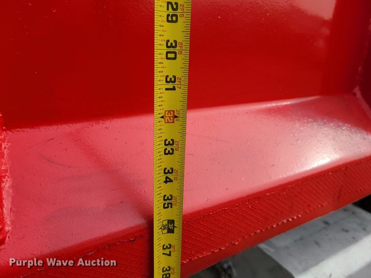 image for item LI9022 1992 International 9400  dump truck