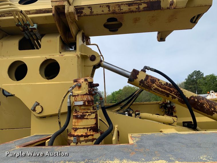 image for item LI9130 Gradall G3WD  wheeled excavator