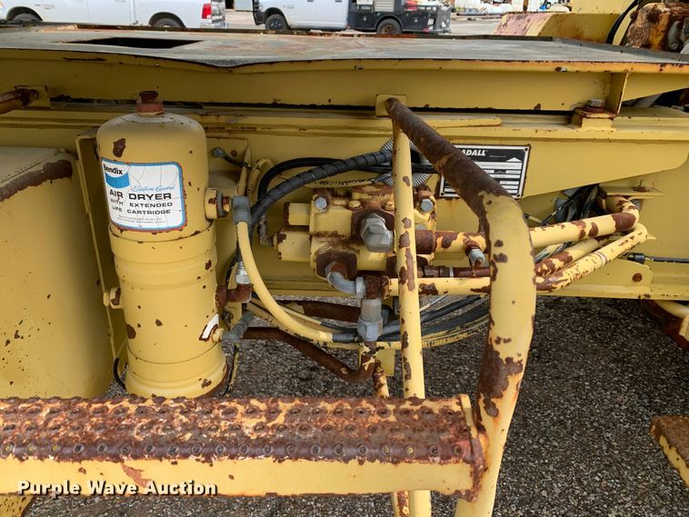 image for item LI9130 Gradall G3WD  wheeled excavator