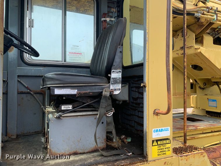 image for item LI9130 Gradall G3WD  wheeled excavator