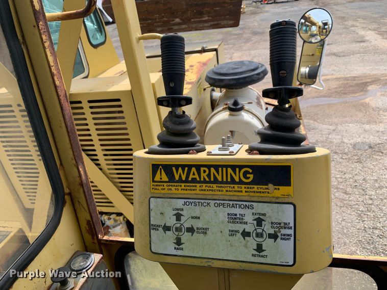 image for item LI9130 Gradall G3WD  wheeled excavator