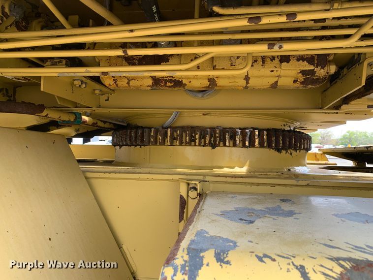 image for item LI9130 Gradall G3WD  wheeled excavator