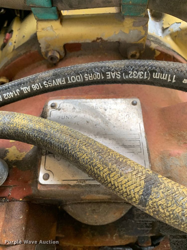 image for item LI9130 Gradall G3WD  wheeled excavator