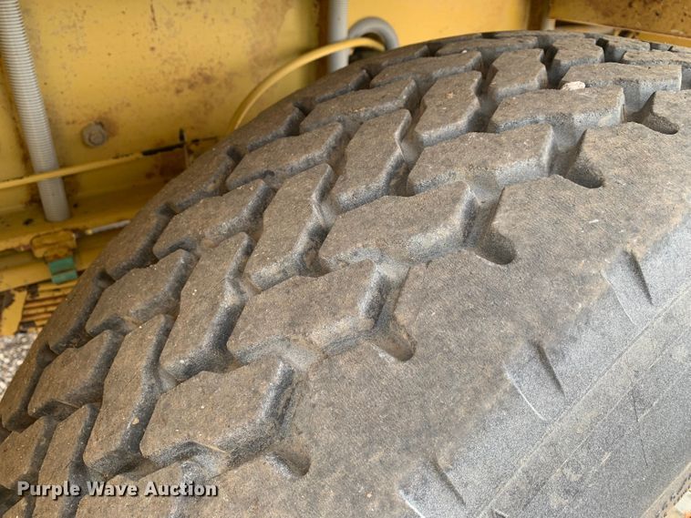 image for item LI9130 Gradall G3WD  wheeled excavator