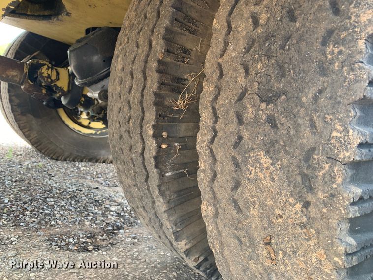 image for item LI9130 Gradall G3WD  wheeled excavator