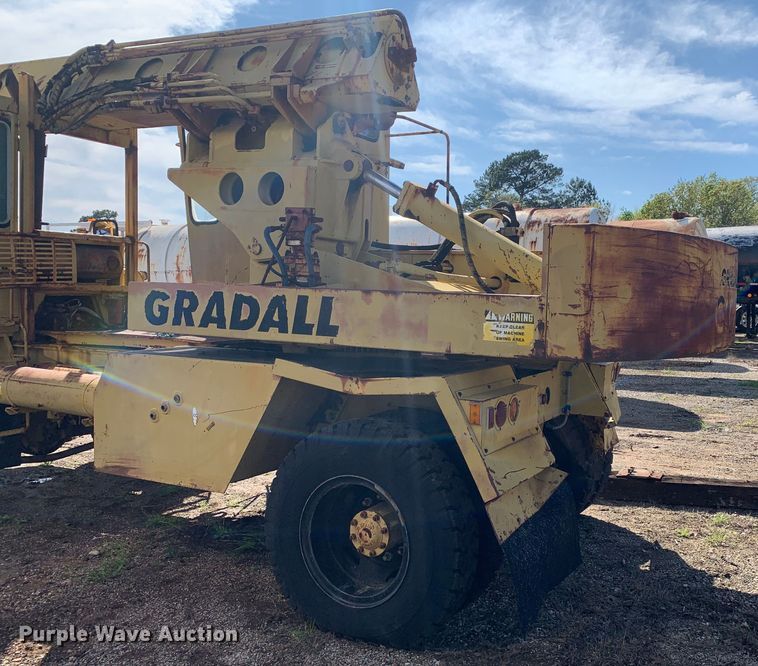 image for item LI9131 Gradall G3WD  wheeled excavator