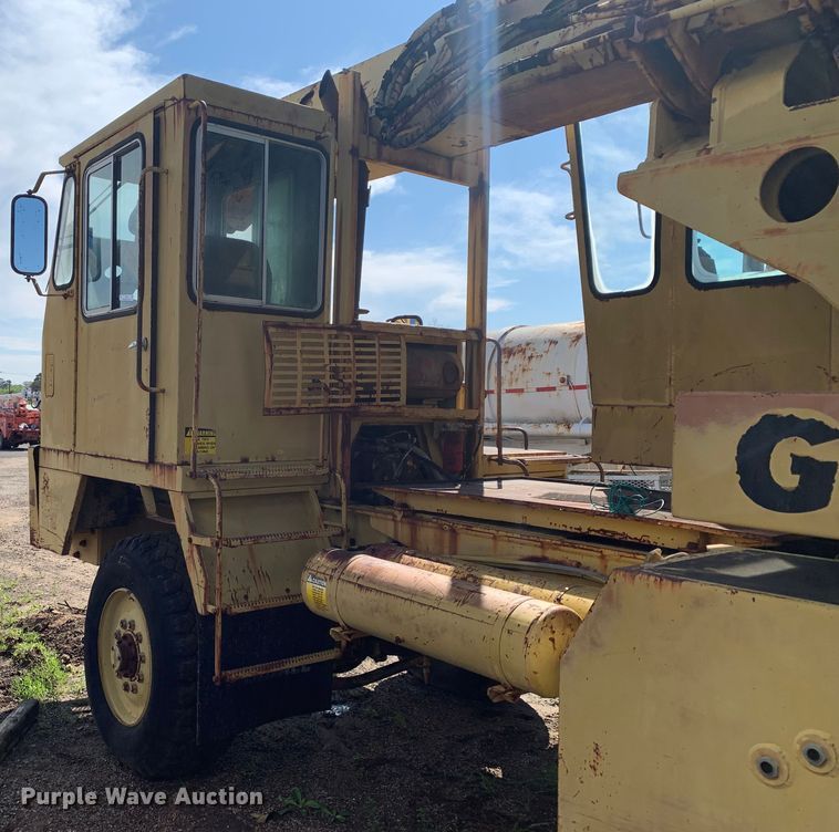 image for item LI9131 Gradall G3WD  wheeled excavator